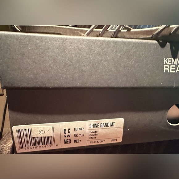 Kenneth Cole Reaction Gladiator Leather Sandal - Picture 4 of 4